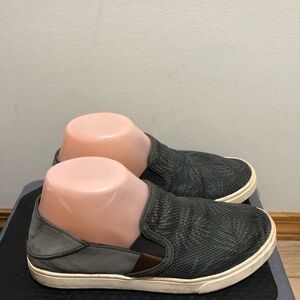 Olukai Pehuea Women’s Gray charcoal Casual Shoes Fog Palm sz W7.5